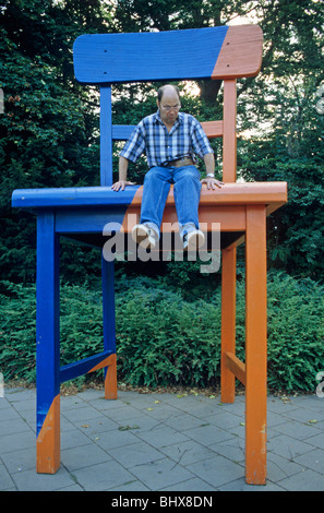 Giant chair hi-res stock photography and images - Alamy