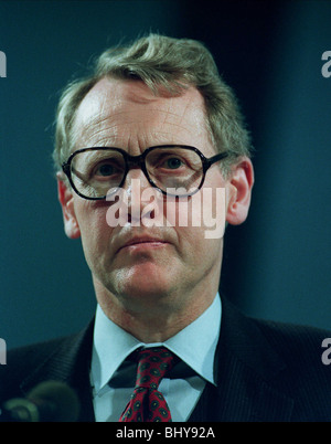 LORD JAMES DOUGLAS-HAMILTON MP CONSERVATIVE PARTY EDINBURGH 24 May 1991 Stock Photo