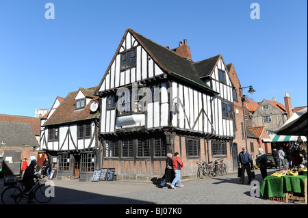 Gert and Henry's pub in the Shambles in City of York in North Yorkshire England Uk Stock Photo