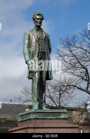 Statue of Abraham Lincoln by George Bissell on the memorial to Scottish American soldiers who fought in the American Civil War. Stock Photo