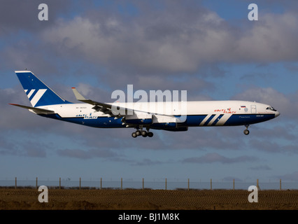 RA-96103 Polet Flight Ilyushin Il-96-400T landing at Manston Stock Photo