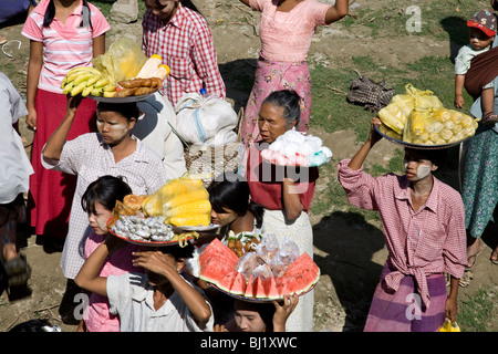 Food vendors. Pakokku. Myanmar Stock Photo