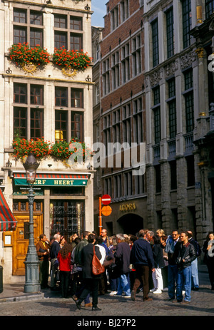 Belgians, Belgian people, tourists, adults, men, women, GrandPlace, Grand Place, city of Brussels, Brussels, Brussels Capital Region, Belgium, Europe Stock Photo