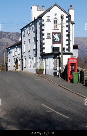 White lion patterdale hi res stock photography and images Alamy