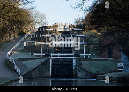 Bingley Five-Rise Locks, a famous feature on the Leeds-Liverpool canal, at Bingley in West Yorkshire Stock Photo