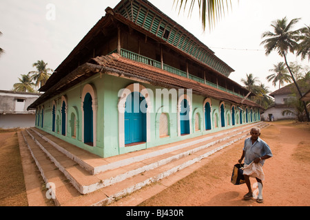 India, Kerala, Calicut, Kozhikode, Kuttichira, Mishkal Mosque, rebuilt after Portuguese burned it down in 1510 Stock Photo