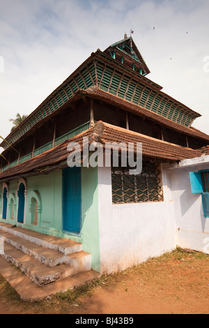 India, Kerala, Calicut, Kozhikode, Kuttichira, Mishkal Mosque, rebuilt after Portuguese burned it down in 1510 Stock Photo