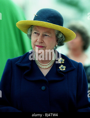 QUEEN ELIZABETH II QUEEN OF ENGLAND 17 June 1995 Stock Photo