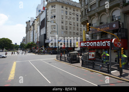 mcdonalds restaurant on av 9 de julio near plaza de la republica capital federal buenos aires republic of argentina Stock Photo