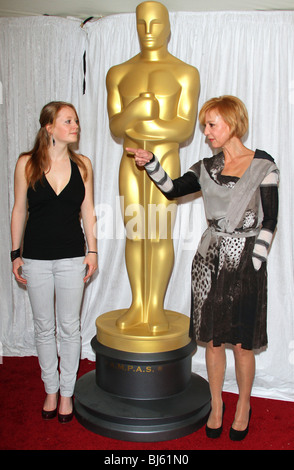 LEONIE BENESCH SUSANNE LOTHAR 82ND ACADEMY AWARDS FOREIGN LANGUAGE FILM AWARD DIRECTORS PHOTO OP HOLLYWOOD LOS ANGELES CA US Stock Photo