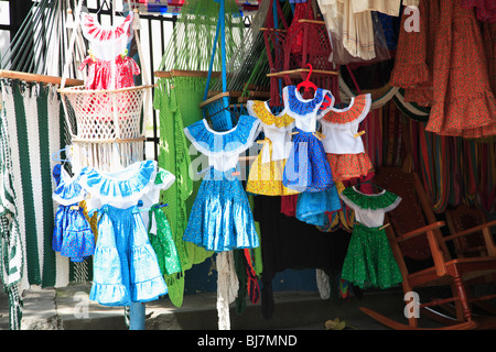 Handicrafts market, Plaza Cinco de Mayo, Panama City, Panama, Central ...