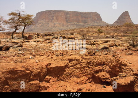 Mali Plateau Rocks West Africa, Mali, Hombori, rock, scenery, watering place, sheep, goats ...