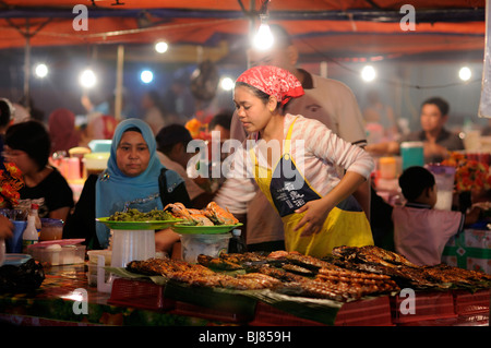 Filipino street market Kota Kinabalu Borneo Stock Photo - Alamy