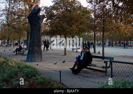 Paris, France, Public Parks, Tuileries Gardens, in Autumn, Couple on Park Bench,