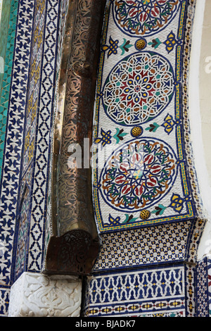 Detail of the floral tilework in the doors of the Palais Royale of Fez, Morocco Stock Photo