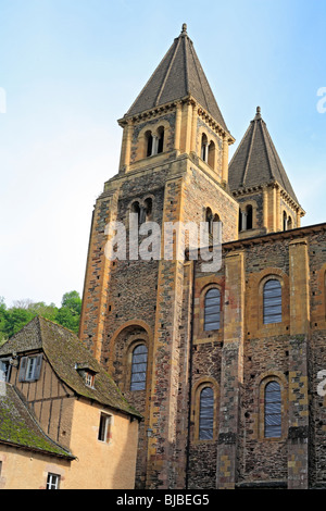 Church architecture, Romanesque Sainte Foy abbey church (1124), Conques, France Stock Photo
