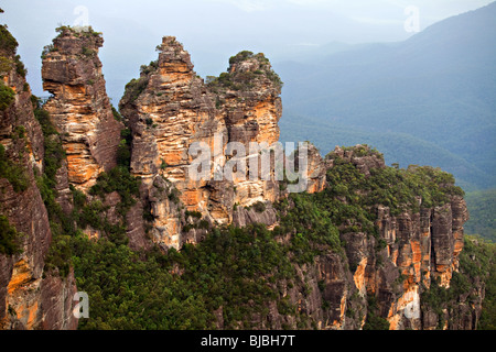 Three sisters rock formation in Australian Blue Mountains , NSW, Australia Stock Photo