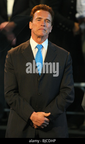 ARNOLD SCHWARZENEGGER GOVENOR OF CALIFORNIA 19 March 2009 DOWNTOWN LOS ANGELES CA USA Stock Photo