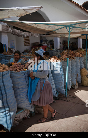 Street scene in central Sucre, Altiplano, Bolivia Stock Photo - Alamy