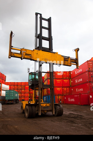 Boss B Series ECH frontlifts Suspension Module at Bulmers Container Yard, Middlesbrough, Teesside, Yorkshire, UK Stock Photo