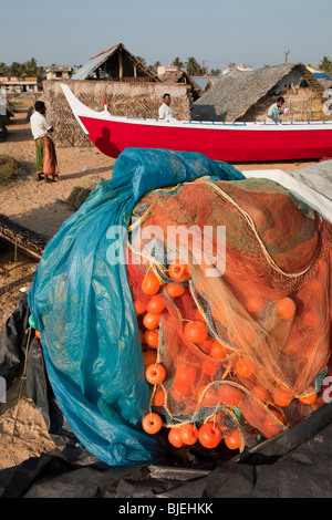 India, Kerala, Kollam, Thangassery beach, fishing nets in late afternoon light Stock Photo