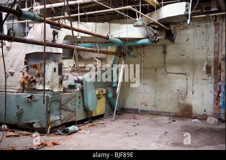 Old Broken Machine In Abandoned Factory, Philadelphia, USA Stock Photo