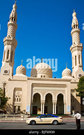 Taxi parked outside The Jumeirah Mosque in Dubai, United Arab Emirates, UAE Stock Photo