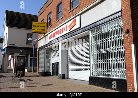 Empty Woolworths store in Newhaven High Street East Sussex UK Stock Photo