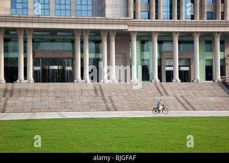 Guanghua Twin Towers, Fudan University, Shanghai, China Stock Photo