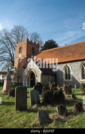 St Bartholomew's Parish Church in Lower Basildon, Berkshire, Uk Stock Photo