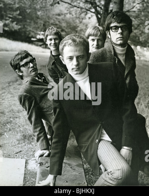 MANFRED MANN - UK group in 1968 with Mike d'Abo - see Description below ...