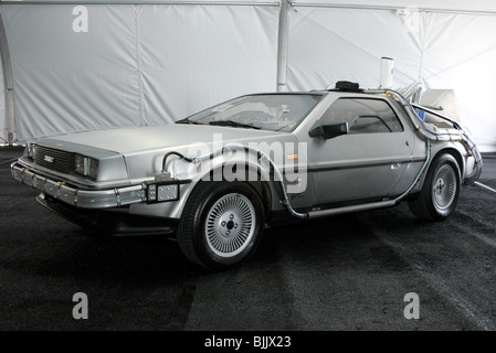 BACK TO THE FUTURE 3 1981 DELOREAN GEORGE BARRIS COLLECTION OF KU ...