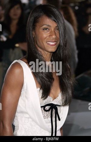 JADA PINKETT SMITH I ROBOT WORLD FILM PREMIERE WESTWOOD LOS ANGELES USA 07 July Stock Photo