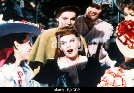 MEET ME IN ST LOUIS (1944) JUDY GARLAND MSLS 001 Stock Photo