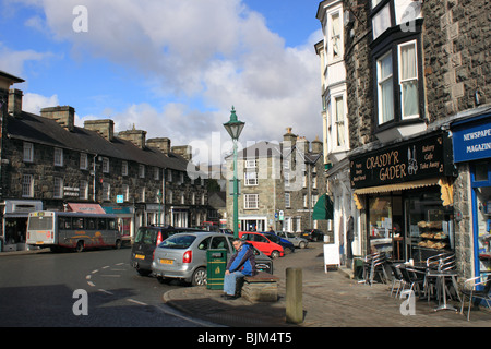 Shops in Eldon Square, Dolgellau town centre, Gwynedd, north Wales, Great Britain, United Kingdom, UK, Europe Stock Photo