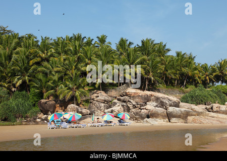 Sun loungers and beach umbrellas, South Beach, Florida, USA Stock Photo ...