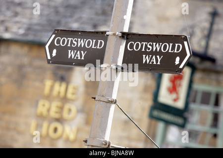 Direction sign for The Cotswolds Way long distance footpath, Chipping Campden, Gloucestershire Stock Photo