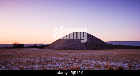 Silbury Hill, near Avebury, Wiltshire, at dawn Stock Photo