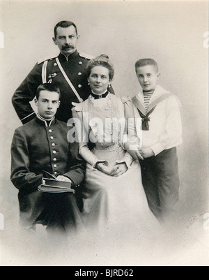 Portrait of the family of Princess Zinaida Yusupova, c1900. Artist: A Pasetti Stock Photo