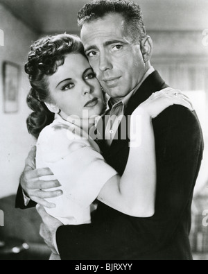 HIGH SIERRA  - 1941 Warner film with Ida Lupino and Humphrey Bogart Stock Photo