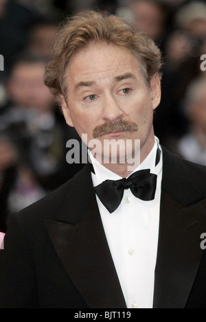 KEVIN KLINE CANNES FILM FESTIVAL 2004 CANNES FRANCE 21 May 2004 Stock Photo