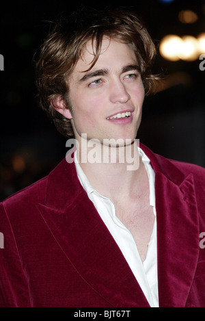 ROBERT PATTINSON HARRY POTTER & THE GOBLET OF FIRE FILM PREMIER ODEON LEICESTER SQUARE LONDON ENGLAND 06 November 2005 Stock Photo