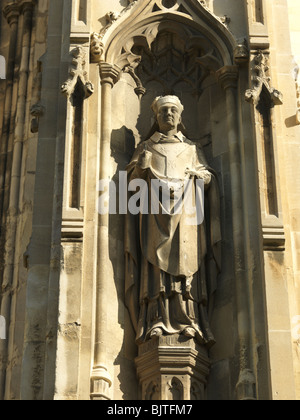 Canterbury kent England Canterbury Cathedral Statue On The South West Side Stock Photo
