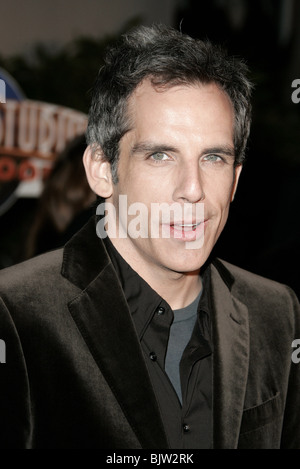 BEN STILLER MEET THE FOCKERS WORLD FILM P CITYWALK UNIVERSAL STUDIOS LOS ANGELES USA 16 December 2004 Stock Photo