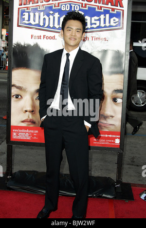 JOHN CHO HAROLD & KUMAR GO TO WHITE CAS CHINESE THEATRE HOLLYWOOD LOS ANGELES USA 27 July 2004 Stock Photo