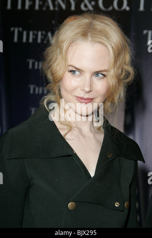 NICOLE KIDMAN 16TH PALM SPRINGS INTERNATIONA CONVENTION CENTRE PALM SPRINGS USA 09 January 2005 Stock Photo