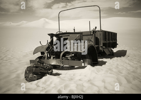 Ford F30 truck of S-Patrol of the Long Range Desert Patrol abandoned due to a seized engine during WW2, Western Desert, Egypt Stock Photo