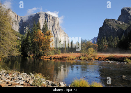 Valley view of the River Merced and El Capitan at dawn, Yosemite National Park Stock Photo