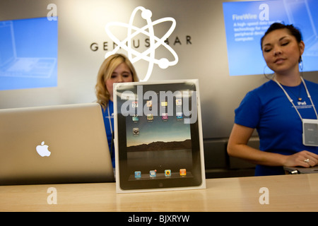 An iPad in a box sits on the Genius Bar ready for purchase at the UWS Apple store in New York, USA, 3 April 2010. Stock Photo