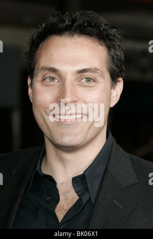 RUFUS SEWELL THE LEGEND OF ZORRO PREMIER ORPHEUM THEATER DOWNTOWN LOS ...